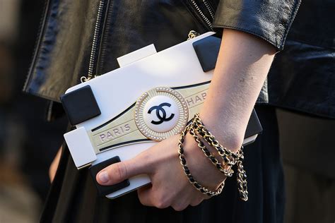 chanel plexi|Chanel Minaudière, The Ultimate Show.